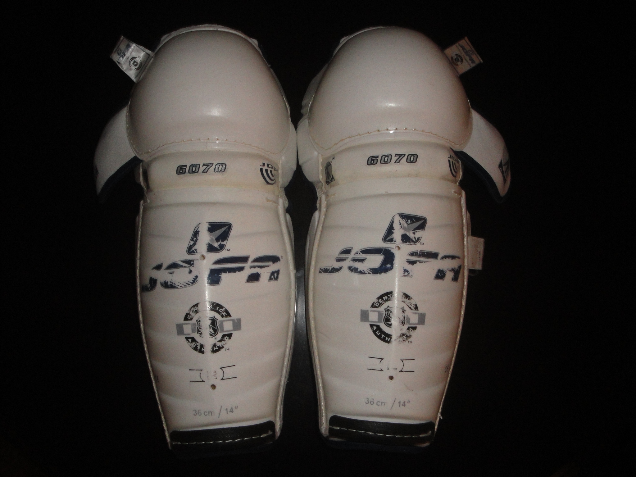 Щитки хоккейные jofa. Jofa 6070 щитки хоккейные. Jofa 390. Шлем Jofa 390. Jofa 7500 Shin.